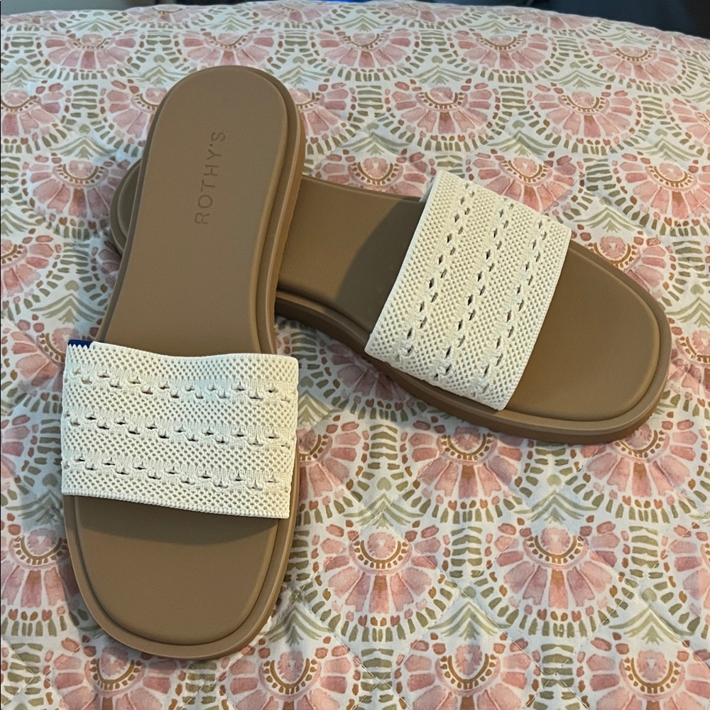 Rothy's Tan and Cream Slide Sandals